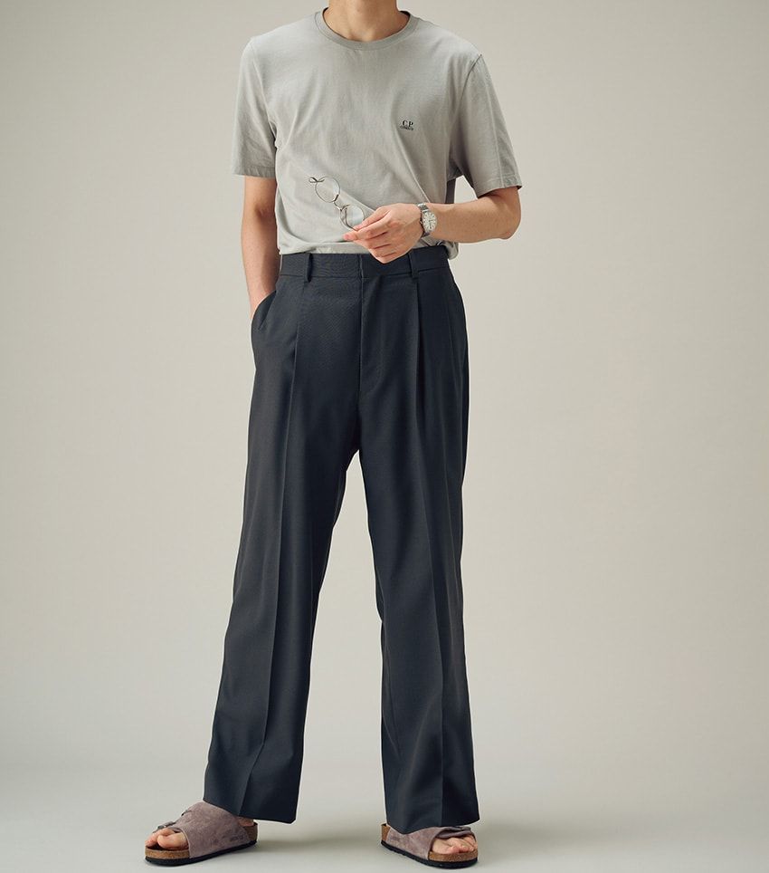 理想の“休日スラックス”は「コンテンポラリーブランド」で！実例コーデ付きで解説 - 4枚目の画像