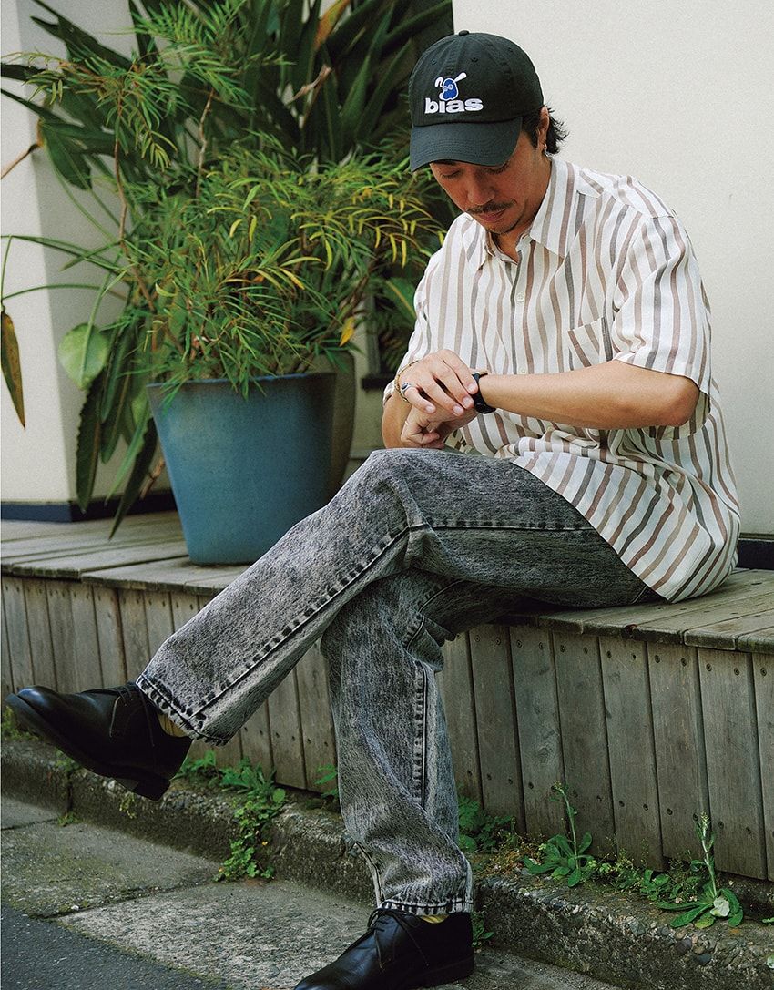 さらっと洒落る黒デニム術を鈴木真悟さんが伝授！「ノア」のブラックデニムで着回し - 3枚目の画像