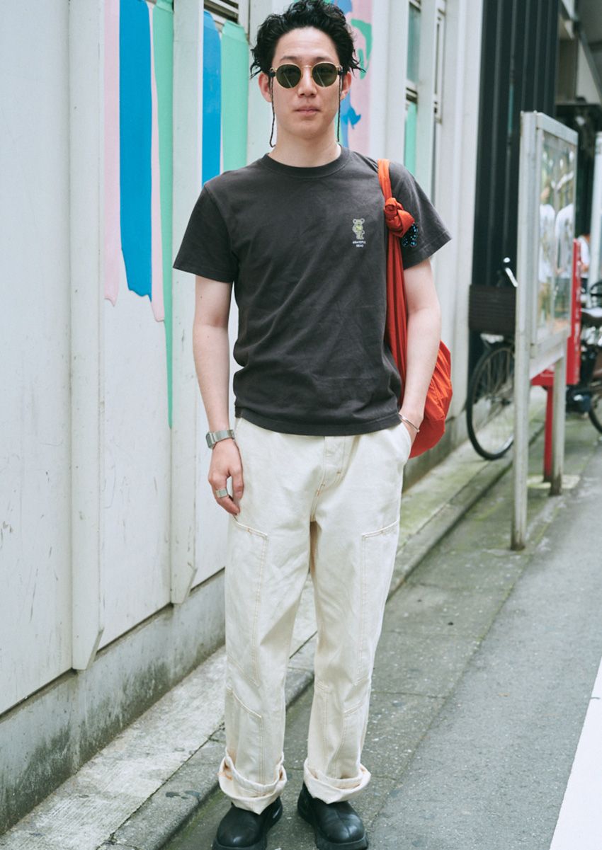 古着のTシャツ好きな20代、30代、40代。短パン、白パンツ……コーデ術を6人のスナップで - 4枚目の画像