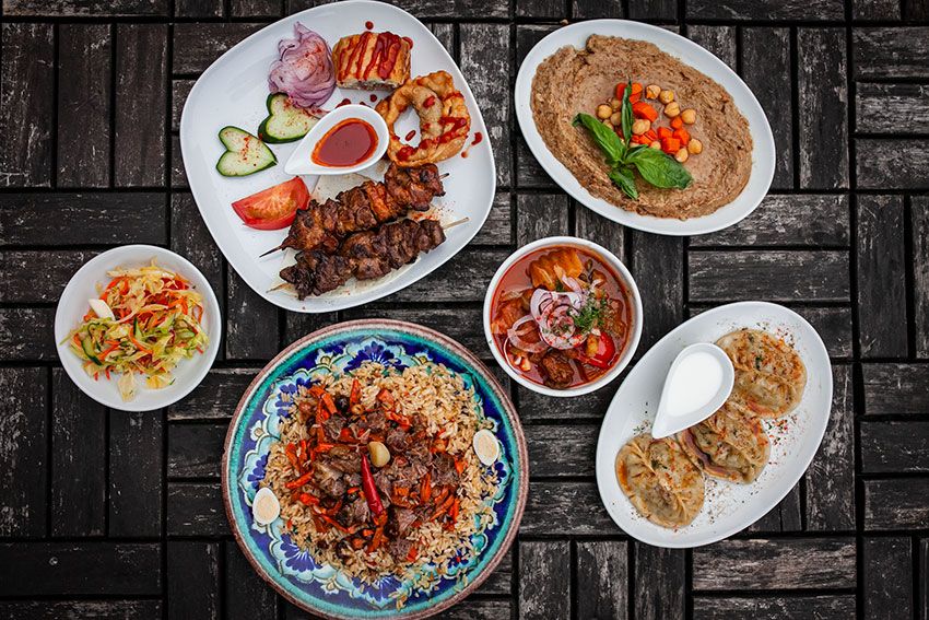 日本唯一の“プロフ釜”があるウズベキスタン料理店。イスラム教徒の店主が高田馬場に店を構えるまで - 14枚目の画像