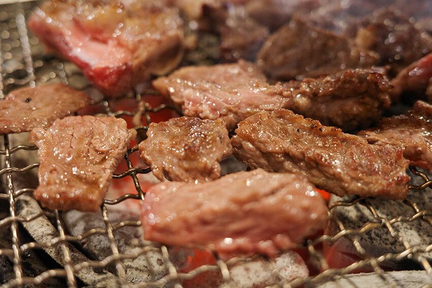 塩バターの“生カルビ”が激ウマ！ 韓国在住7年の元ビームス社員が推薦するソウルの有名焼肉店 - 23枚目の画像