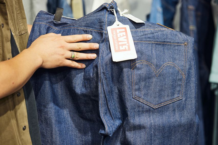 7年以上毎日“501”を着用し続ける「リーバイス」店長の“イチ押し夏アイテム3選”と着こなし例 - 9枚目の画像