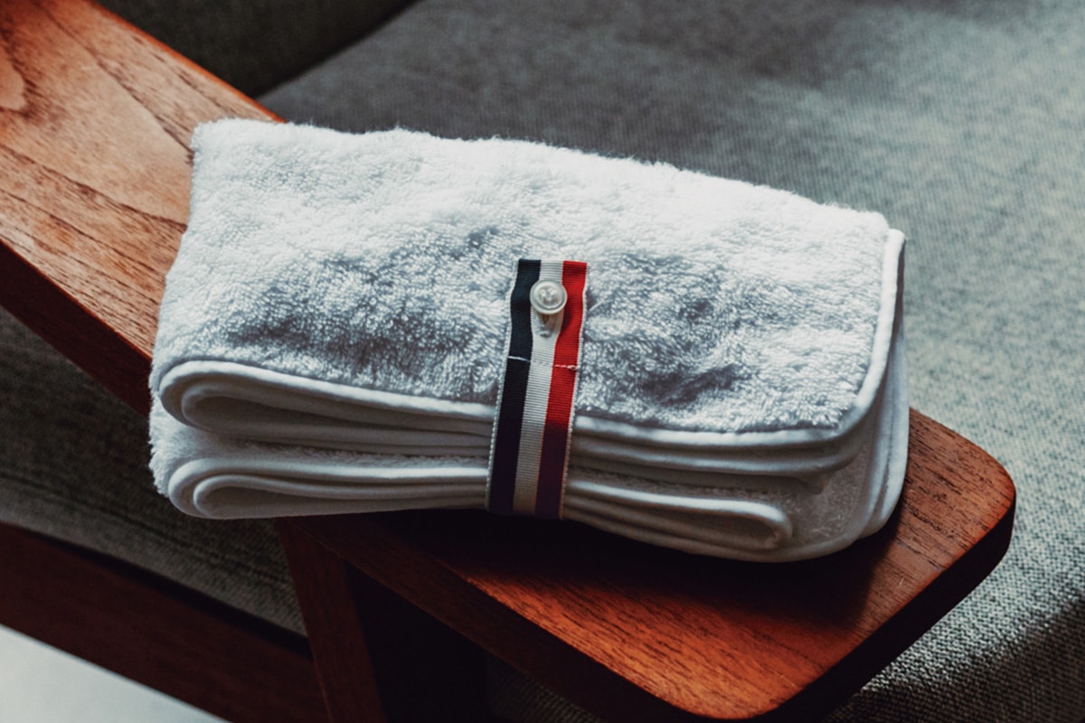 トム・ブラウン」で発見した名品スポーツタオル！デザイナーのラン経験