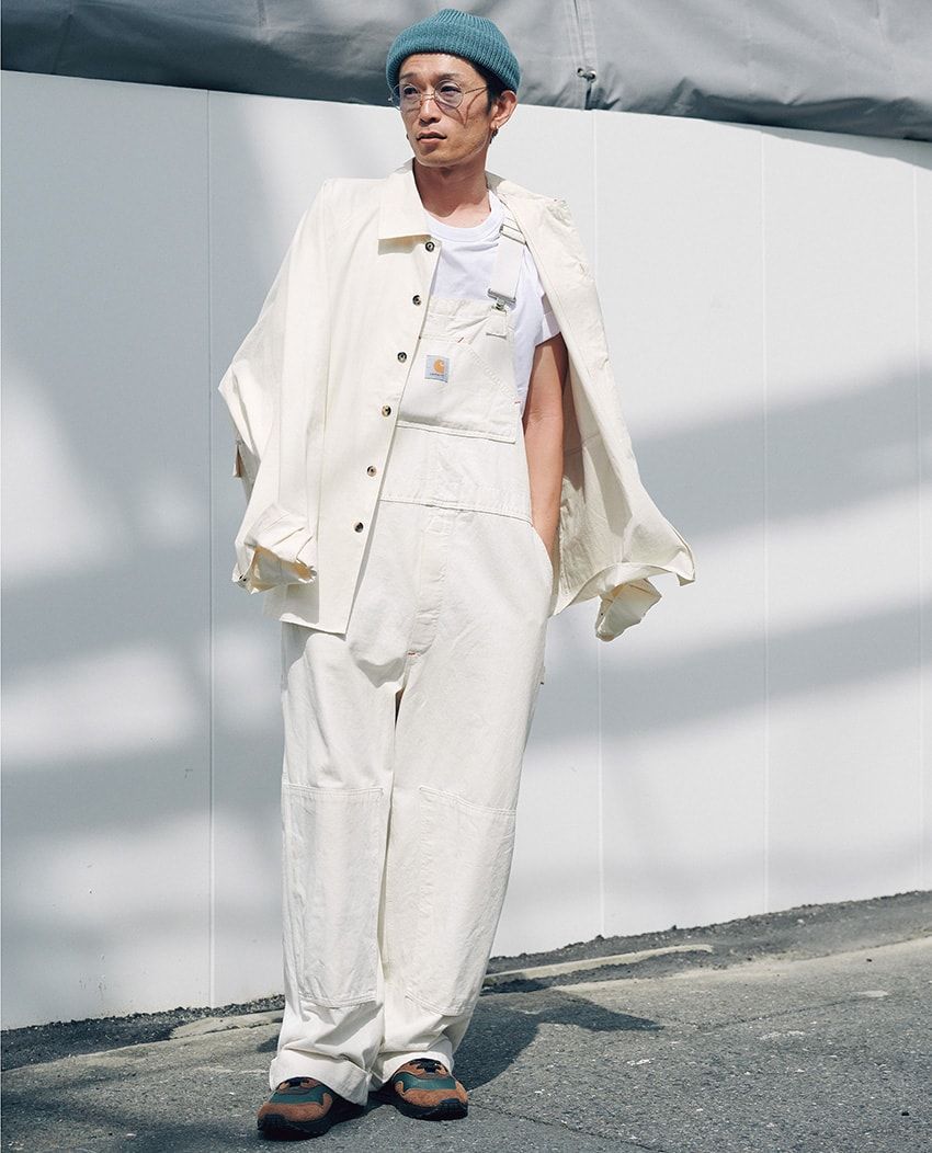 【30〜40代】今が旬な“全身ホワイトコーデ”9選！新鮮で肩肘張らない自然体スタイル - 4枚目の画像