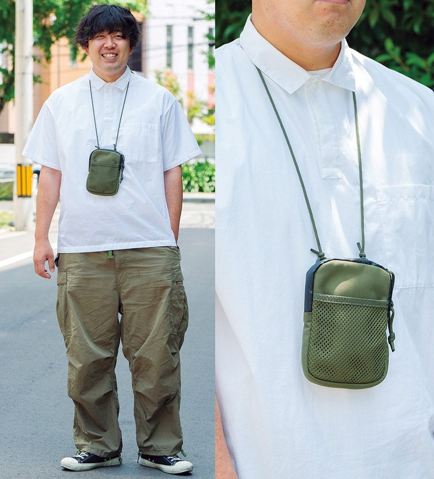 【30、40代】新トレンド台頭！“首かけポーチ”でシンプル夏コーデを格上げした8人の好例 - 4枚目の画像