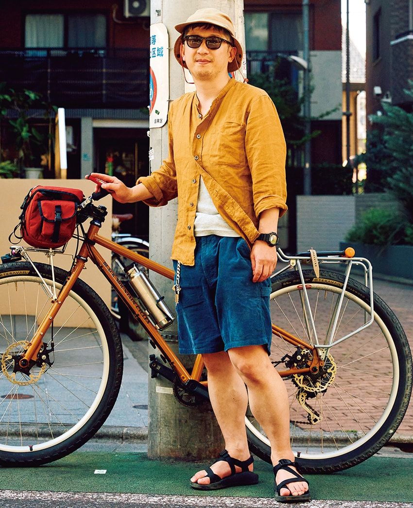 街角で見つけた“男のブラウン”コーデ8選！今夏トレンドカラーを渋く着こなす方法は…… - 6枚目の画像