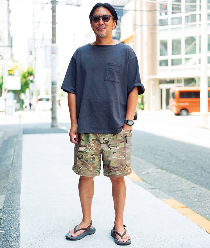 夏の軽装に表情を生む「カーゴショーツ」スナップ7選！ユニクロ、コモリetc. - 6枚目の画像