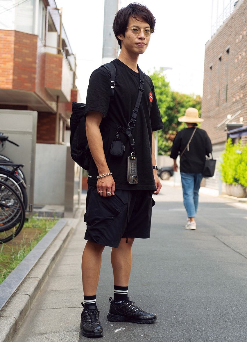 “オールブラック”コーデは今夏も不動の人気！12名の大人に学ぶワントーン着こなし術 - 8枚目の画像