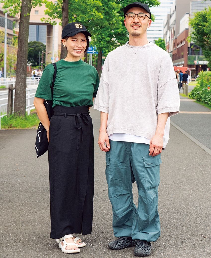 今夏は「太めパンツの裾をギュッと絞る」が大正解！街角の10人の“フト＆シボ”コーデ集 - 6枚目の画像