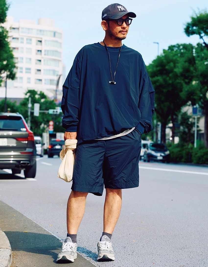 街角で見つけた“ショーツスタイル”の理想型。夏デニムの新潮流は“薄色”だ！【今週の人気記事TOP5】 - 9枚目の画像