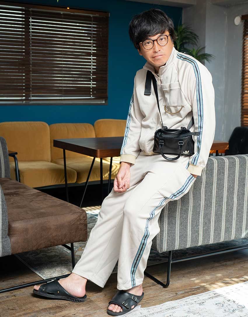 しずる村上の“夏の一軍コーデ”はトラックスーツ！アイドルのツアーT、古着…リアル買い物事情も公開 - 3枚目の画像