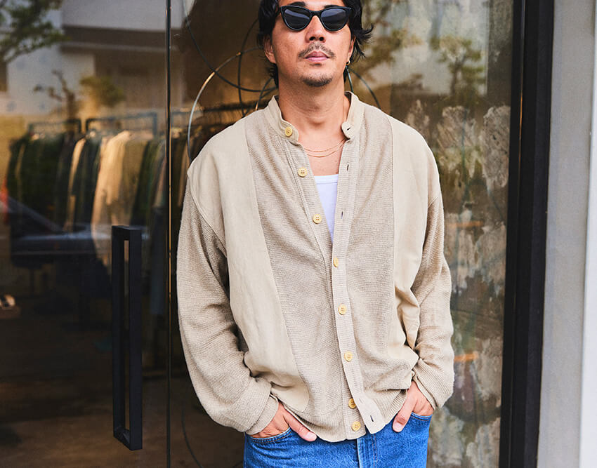 デザイナー鈴木真悟流、ユーロ古着の着こなし方。初秋に使えるシャツ