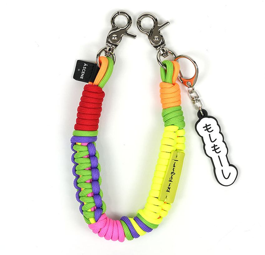 加賀美 健さんの“シャレ”が詰まったスマホケースやストラップが「エーシーン」からリリース！ - 12枚目の画像