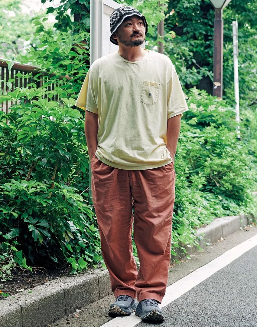 トレンドカラー、柄シャツ、ボーダーetc. 街の洒脱者が実践する「軽装が単調にならないコーデ術」 - 5枚目の画像