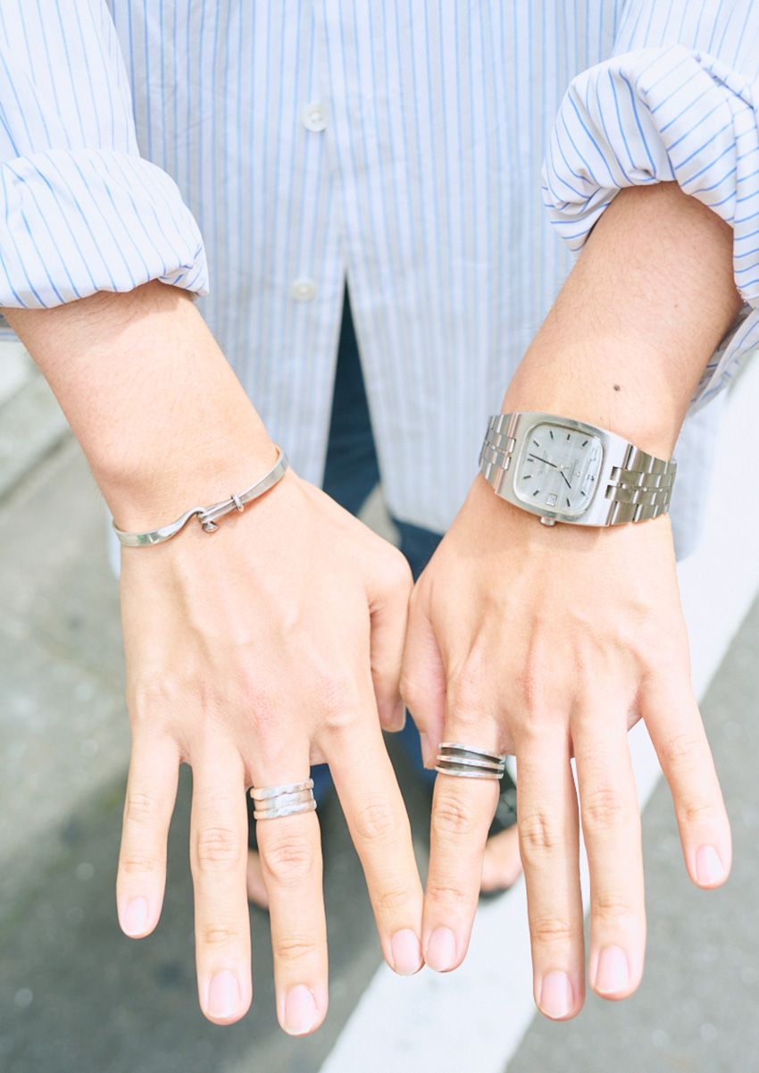 街行く30、40代の“リーバイスナップ”。501、ブラック……“秋デニム”を4人のコーデ例で - 9枚目の画像