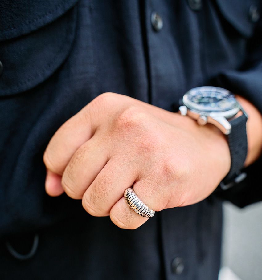 大人の短パンスタイルは“ワントーン”が鉄則！ 街角で出会ったお洒落猛者3人のコーデ例 - 9枚目の画像