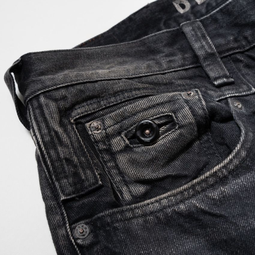 【デニムトレンド最前線】Lee、リーバイス、デンハム3社の今秋イチ押し6本をはき比べ！ - 21枚目の画像