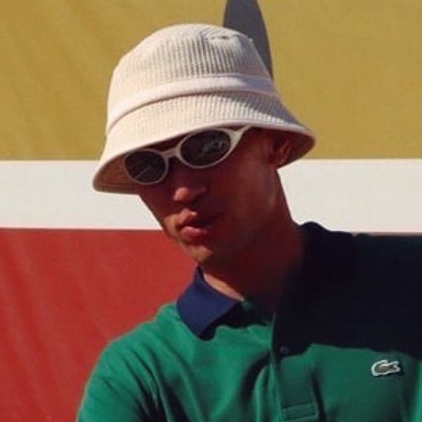 「スドゥ・スドゥ・ウエスト」増井康亮さんのテニスギア集！「コートでは清潔感と遊び心が肝心」 - 3枚目の画像