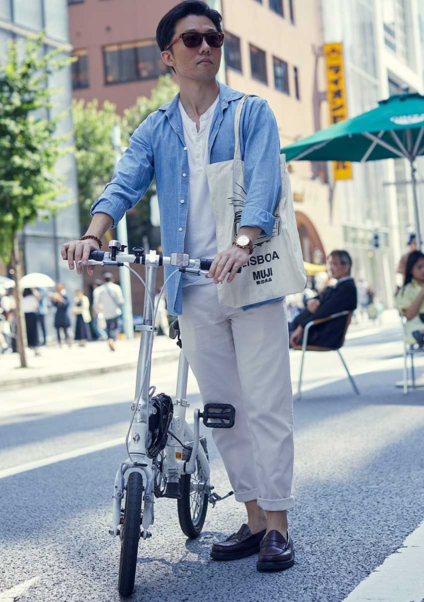 「革靴はローファー派」な3人のスナップ。愛用ブランドと履きこなし方を紹介 - 2枚目の画像