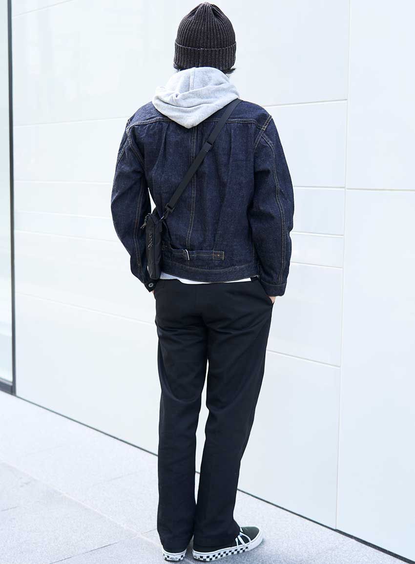 秋コーデを制す「黒ディッキーズ」。洒落者たちの愛用パンツとはきこなし方を紹介！ - 9枚目の画像