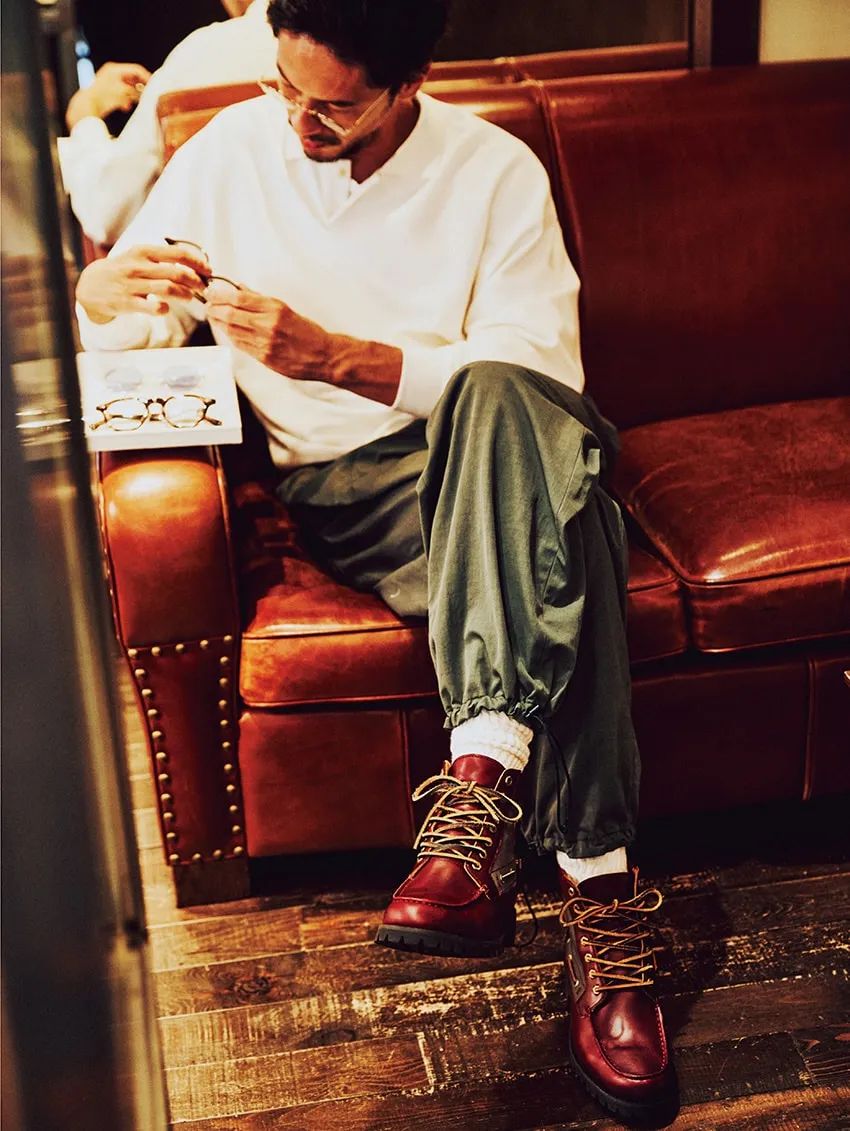 ミレーのシェルパーカにティンバーのブーツetc. 今すぐ欲しい夏から秋への“季変わり服”リスト - 2枚目の画像