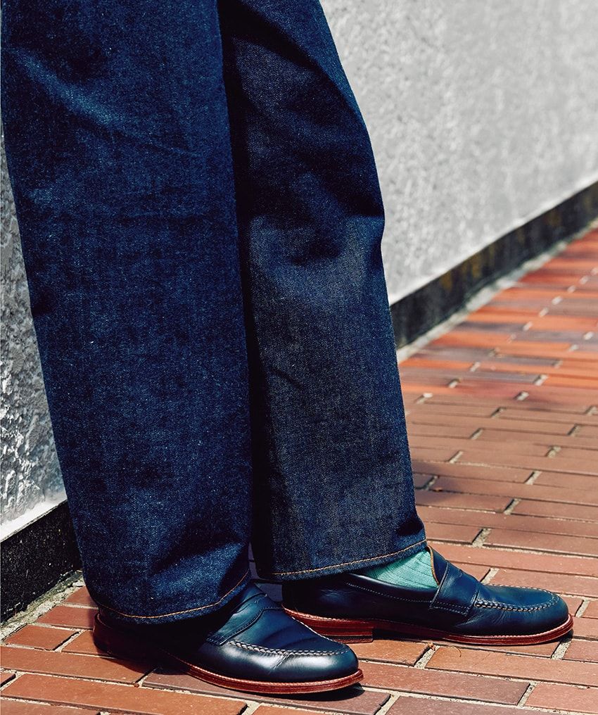 デニムの足元は“ローファー派”な業界人の主張「デニムの魅力を最大限引き出してくれる」 - 2枚目の画像