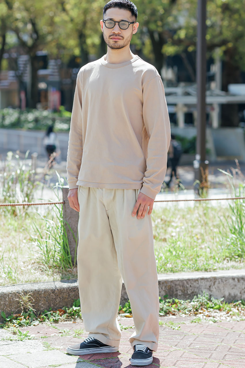 秋の「ラルフ ローレン」コーデ3選。シャツ、ニット、チノパンが似合う