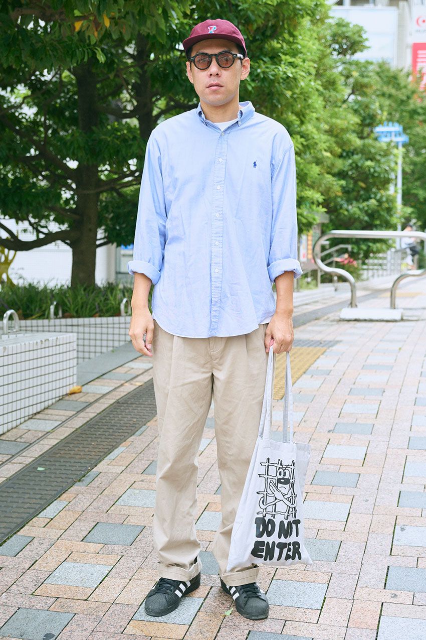 王道アメカジと好相性！「赤キャップ」を挿し色に使った3人のファッション巧者 - 9枚目の画像