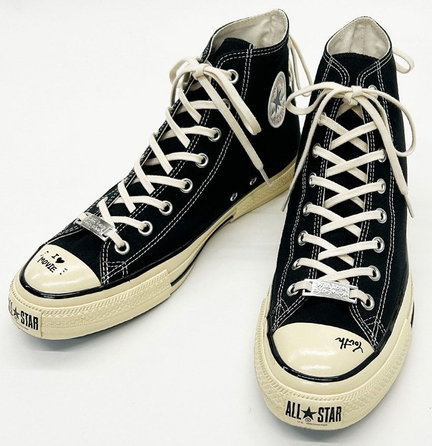 ヒールパッチが前面になった「コンバース」はDAIRIKUコラボ！着想源は映画『ファイトクラブ』 - 3枚目の画像