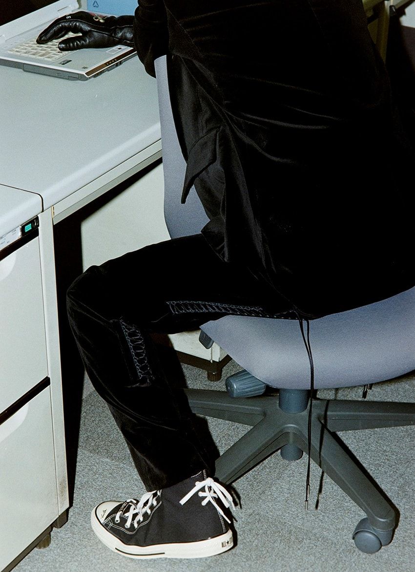 ヒールパッチが前面になった「コンバース」はDAIRIKUコラボ！着想源は映画『ファイトクラブ』 - 14枚目の画像