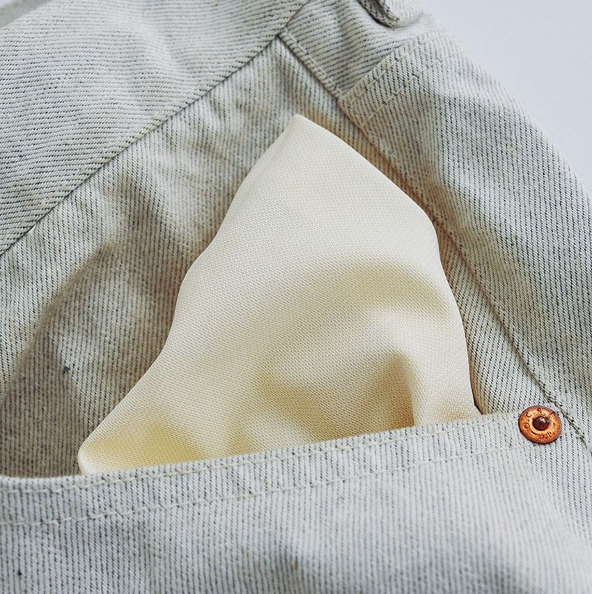 白デニムにシャツ、セットアップも！想像の上をゆく“絶妙アレンジ系”デニムが集結 - 2枚目の画像