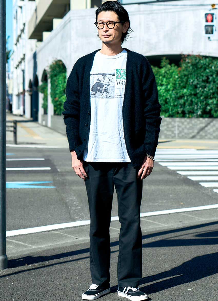 カーディガンをユルく羽織った大人コーデ3選。寒暖差激しい秋を乗り切る着こなし好サンプル - 2枚目の画像