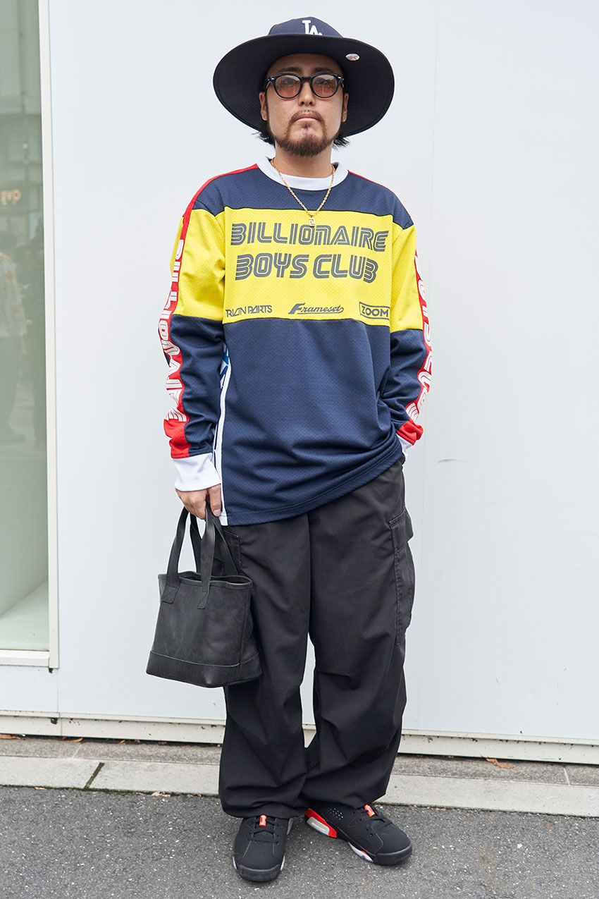 食わず嫌い厳禁！「大人のGU」コーデ3選に見る有能アイテムたち。カーゴパンツ、シャツetc. - 1枚目の画像