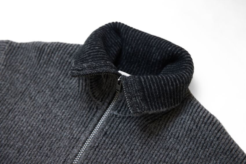 【秋冬イチオシ】ユニクロ×JW アンダーソンの最新ニット3選。クルーネック、フルジップセーターetc. - 14枚目の画像