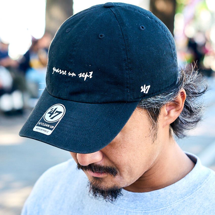 「スウェット1枚でお洒落な人」は後ろ姿にヒミツが。街角の3人に学ぶ“選び”のポイント - 3枚目の画像