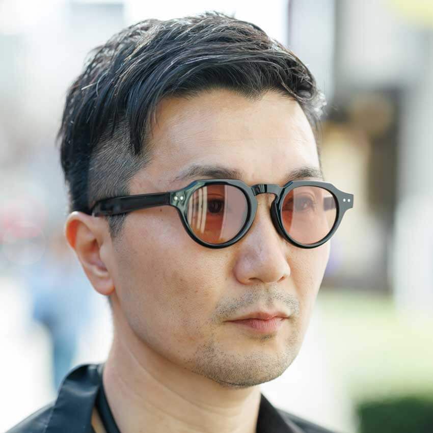 大人のシャツスタイルは「ラフ×上品」が絶対的にマスト！街角スナップに学ぶ4つの着こなし - 3枚目の画像