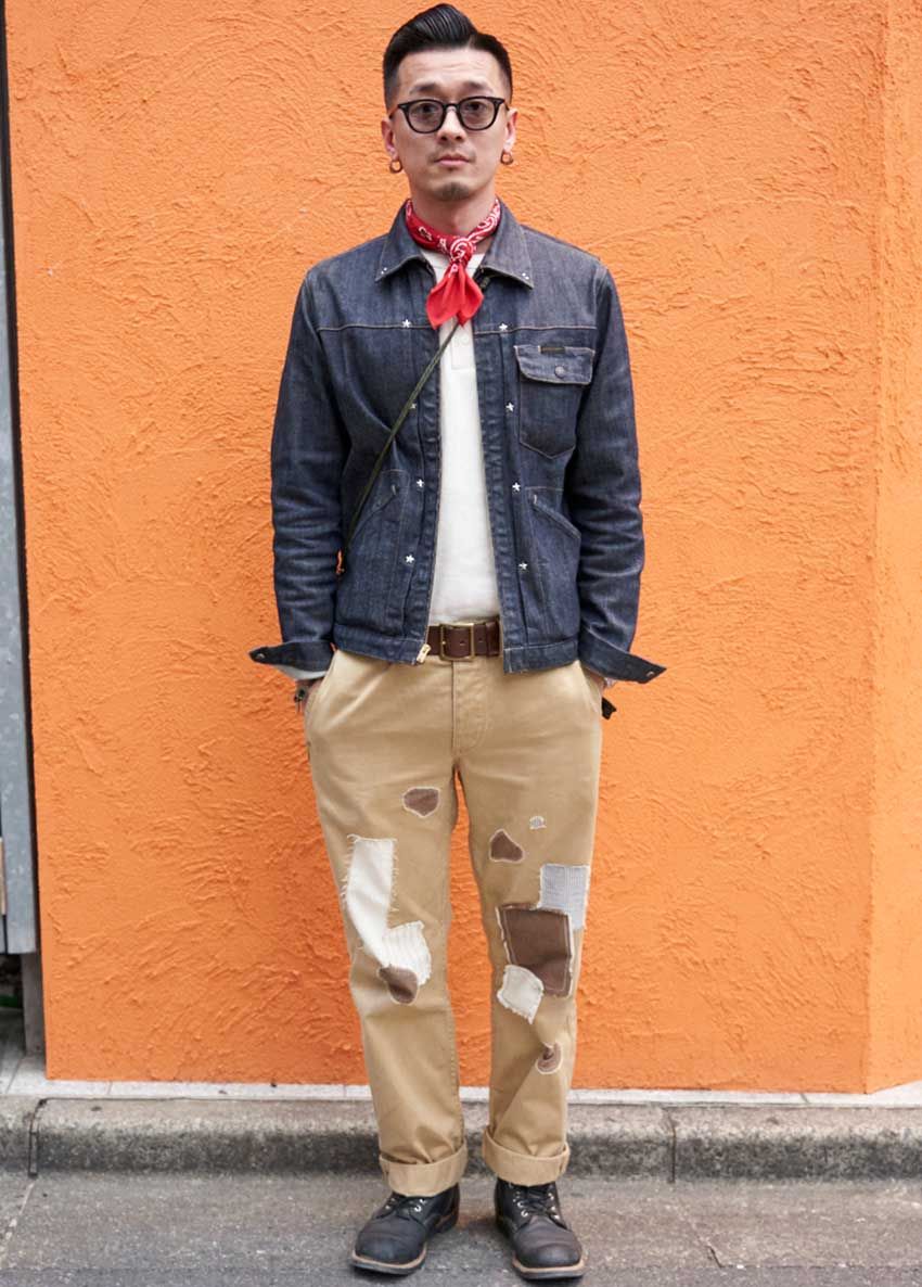 個性派パンツで遊びを加えた「Gジャンスタイル」3選！着こなしのポイントは“繋ぎの白” - 9枚目の画像