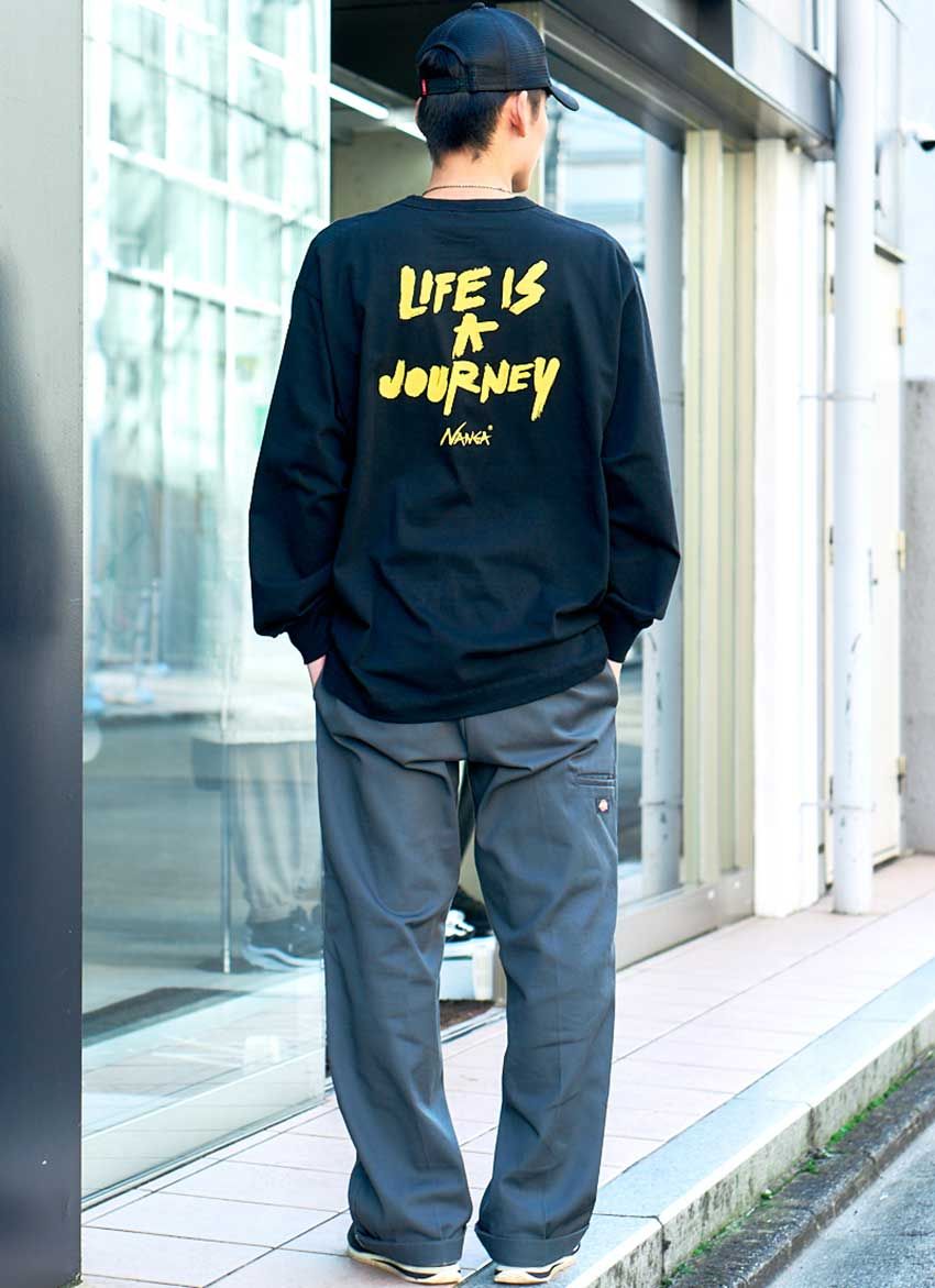 【20、30代】「ダブルニーのディッキーズ」が増殖中！“膝タグ”が光る街角の3コーデ - 5枚目の画像