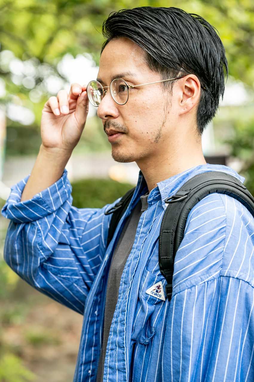 【20、30代】「ダブルニーのディッキーズ」が増殖中！“膝タグ”が光る街角の3コーデ - 12枚目の画像