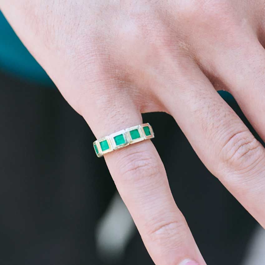 【先週末のみんなのコーデ】スウェットで街歩きする人多数！ まだアウターは不要かも⁉︎ - 6枚目の画像