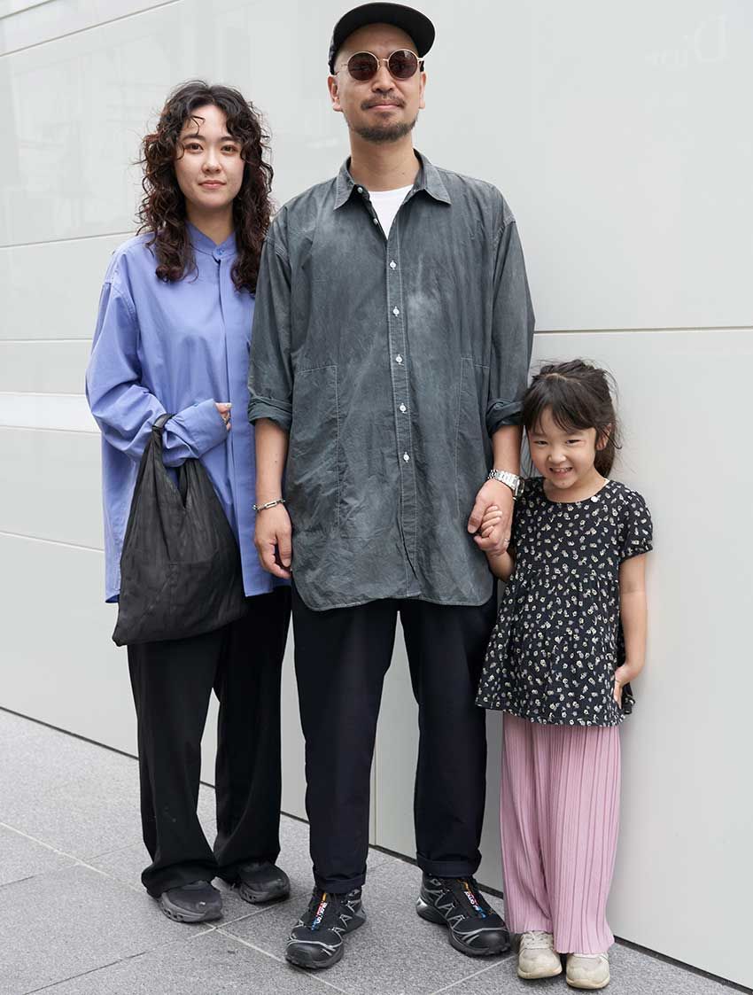 【35歳以上】オールブラックコーデに艶を与える“黒サロモン”。合わせのコツを3人のスナップで - 10枚目の画像