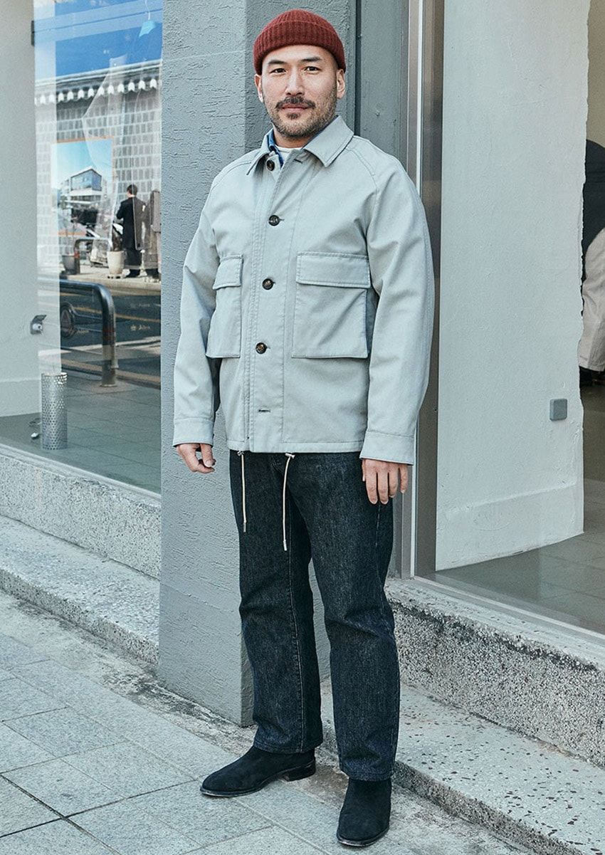 「ブラックデニム×革靴」で“子供見え”を回避！街角のカジュアルデニムコーデ4選 - 7枚目の画像