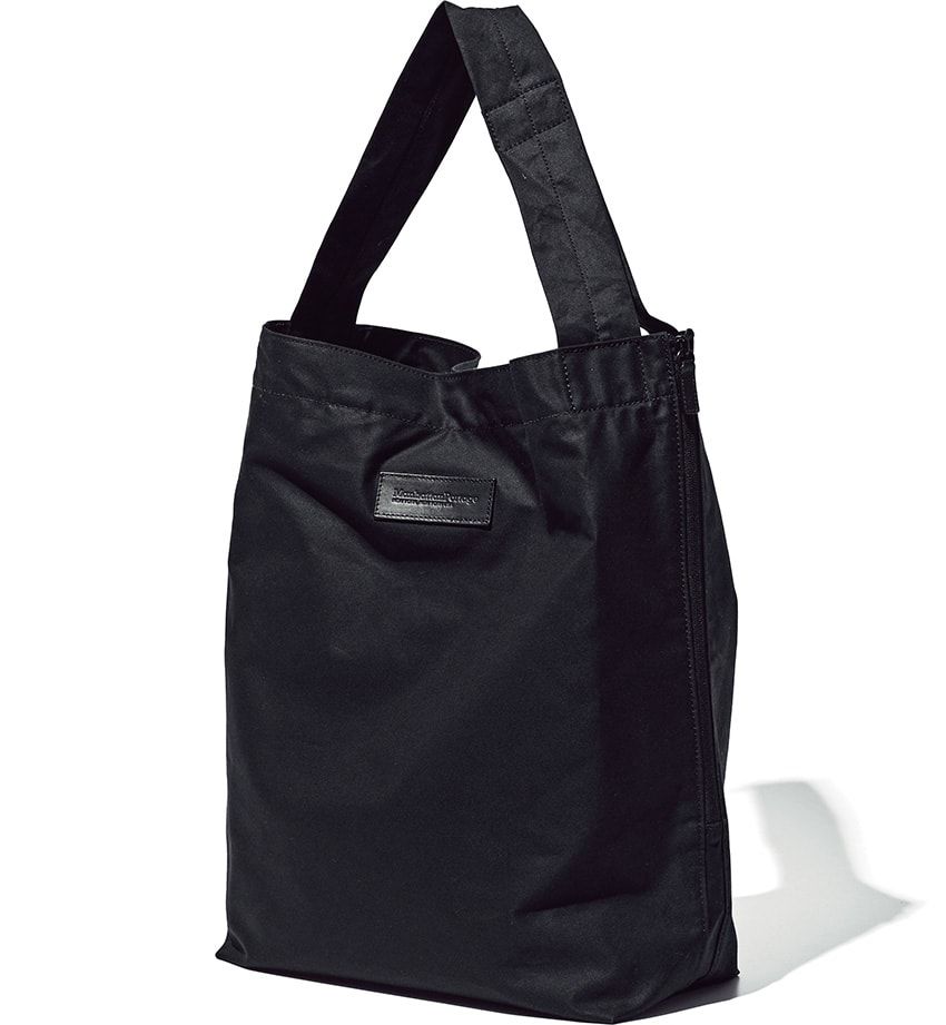 ゴアテックス採用の透湿防水ブーツも！坂田真彦さんの“クラシック”な私物レイングッズ - 3枚目の画像