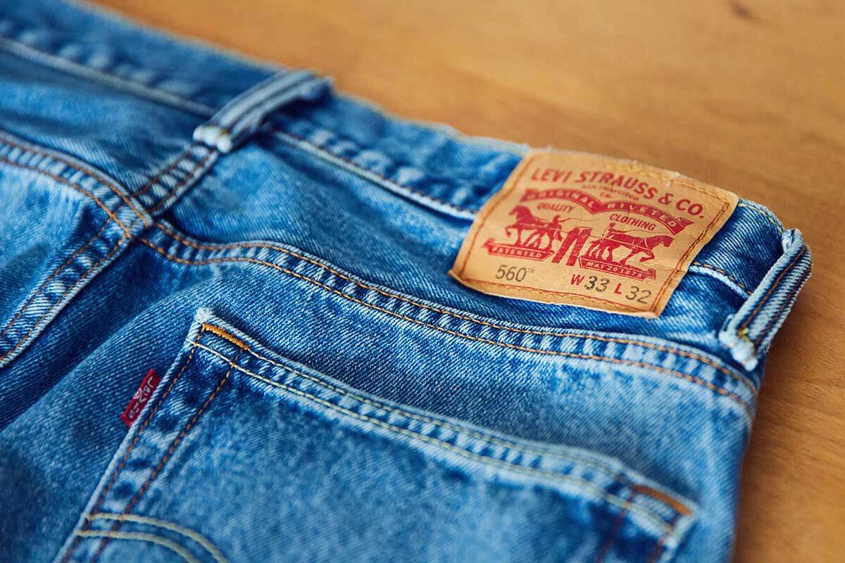 リーバイス560は年相応にはけるデニム」。古着好きPRが40代で気付いた 