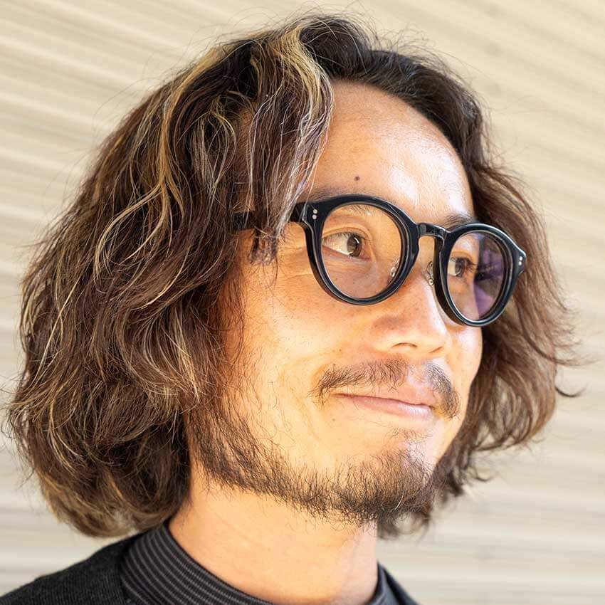 ユニクロ、無印良品、バトナー。街の男たちが選ぶ「シンプルニット」の着こなし3選！ - 8枚目の画像