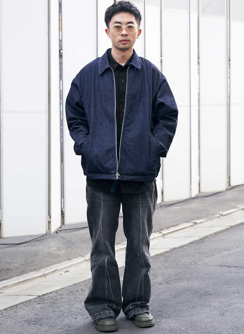 トレンドの「フレア系パンツ」、大人はどう合わせる？コーデを新鮮に見せた3人の洒落者たち - 2枚目の画像