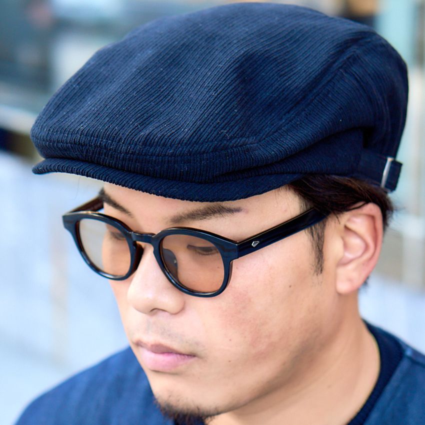 “ネイビー”は大人にこそよく似合う！ 撮りたて最新スナップから学ぶ着こなし最適解 - 18枚目の画像