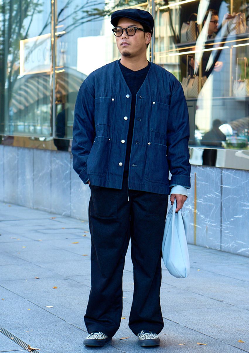 “ネイビー”は大人にこそよく似合う！ 撮りたて最新スナップから学ぶ着こなし最適解 - 2枚目の画像