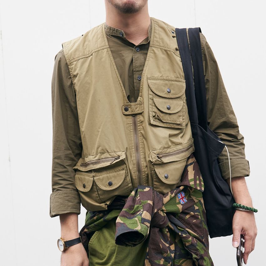 「ベスト」はこう着るとお洒落にキマる！個性派勢の“ありきたりじゃない”着こなし例3選 - 1枚目の画像