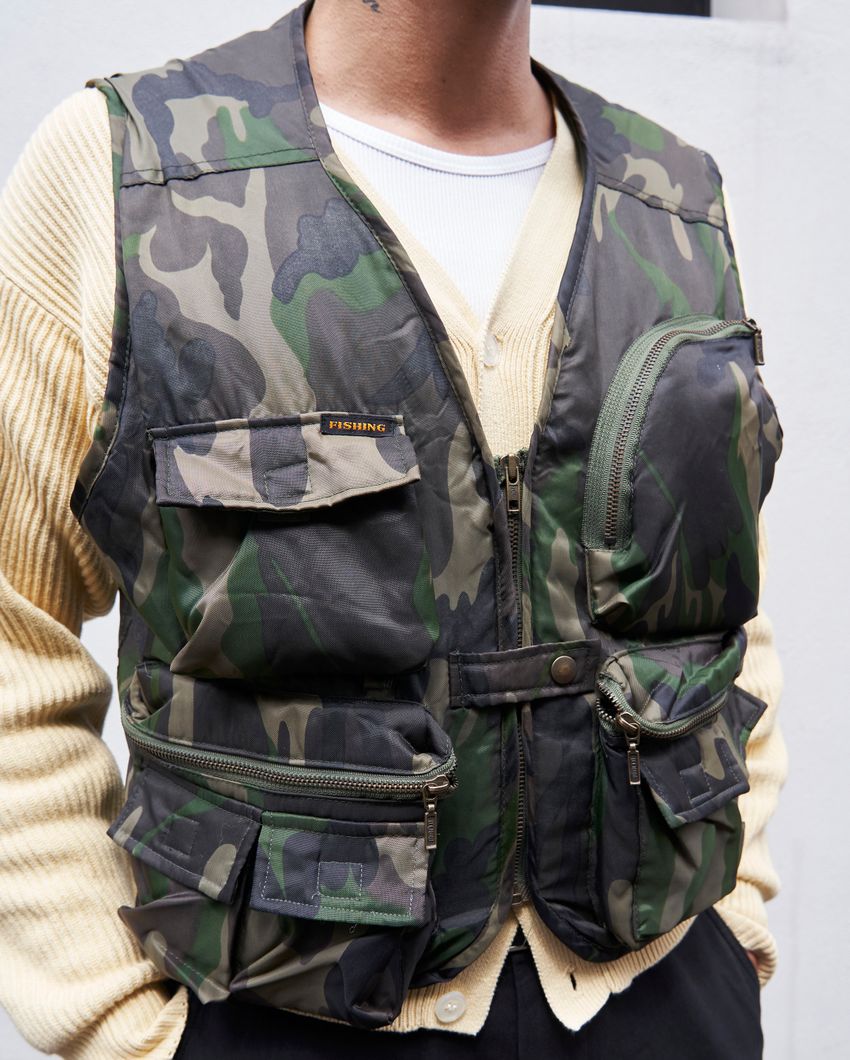 「ベスト」はこう着るとお洒落にキマる！個性派勢の“ありきたりじゃない”着こなし例3選 - 10枚目の画像